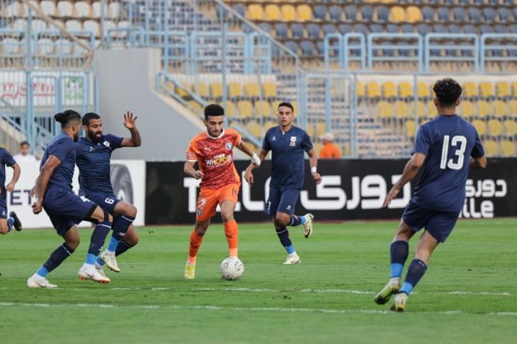 11 مباراة متتالية دون هزيمة.. بيراميدز يحافظ على صدارة الدوري المصري بهدف في إنبي (فيديو)
